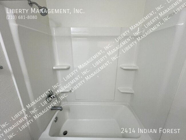 Building Photo - 2414 Indian Frst