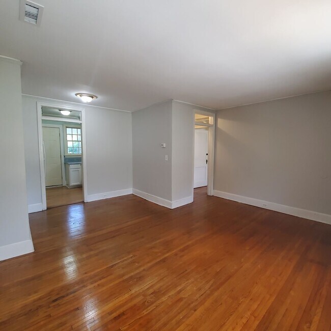 Building Photo - Location, Comfort & Charm – 2BR Duplex Near Fort Jackson