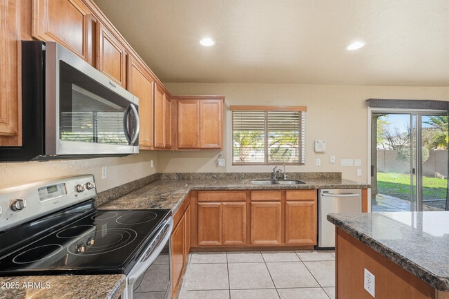 Building Photo - 3032 E Denim Trail