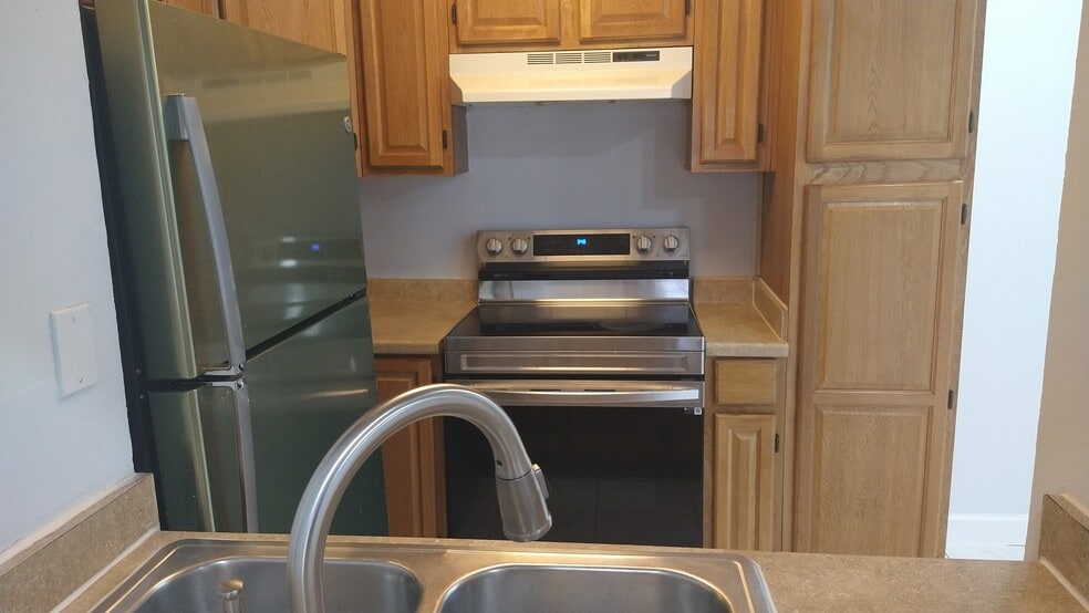 Building Photo - 15619 SW 73rd Circle Ter