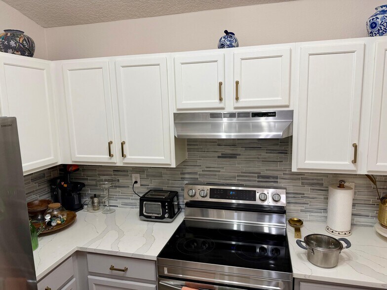 Building Photo - 575 Oakleaf Plantation Pky