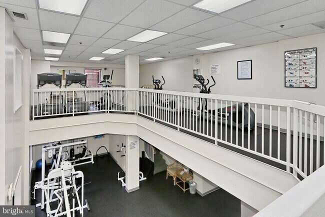 Building Photo - 2181 Jamieson Ave