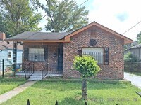 Building Photo - 2271 Hubbard Ave