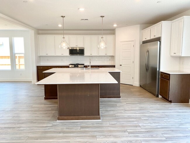 Building Photo - BRAND NEW 4/3.5 Lennar with In-Law Suite