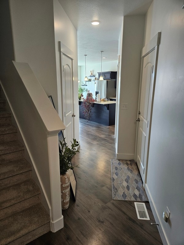 Building Photo - 983 W Coral Charm Wy