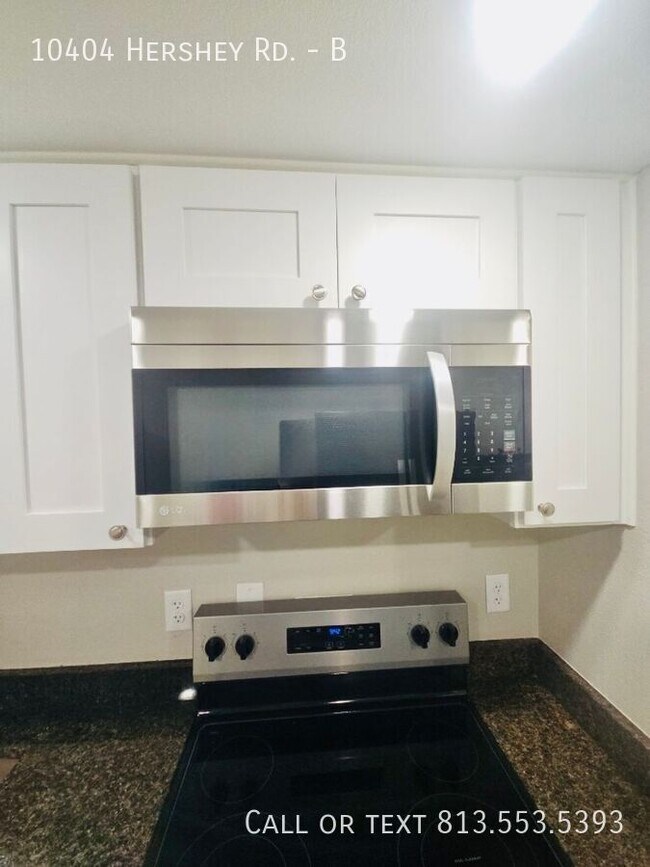 Building Photo - 10404 Hershey Rd