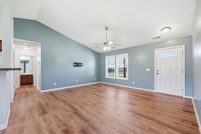 Building Photo - Welcome to Turkey Ridge!