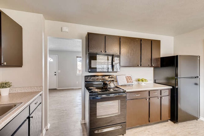 Building Photo - 6032 S Garland Way