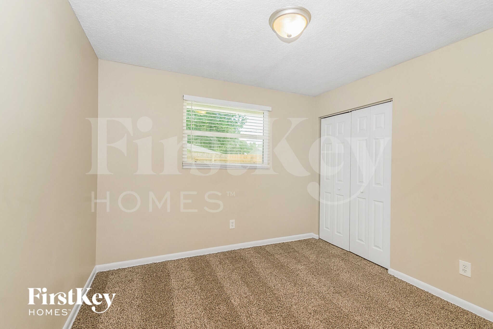 Building Photo - 1270 Arbor Cir