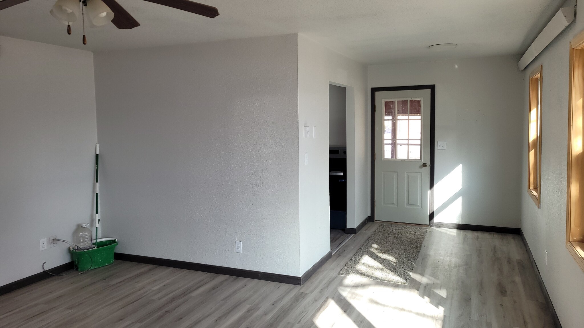 Building Photo - 409 S Madison Ave