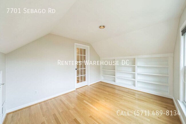 Building Photo - 7701 Sebago Rd
