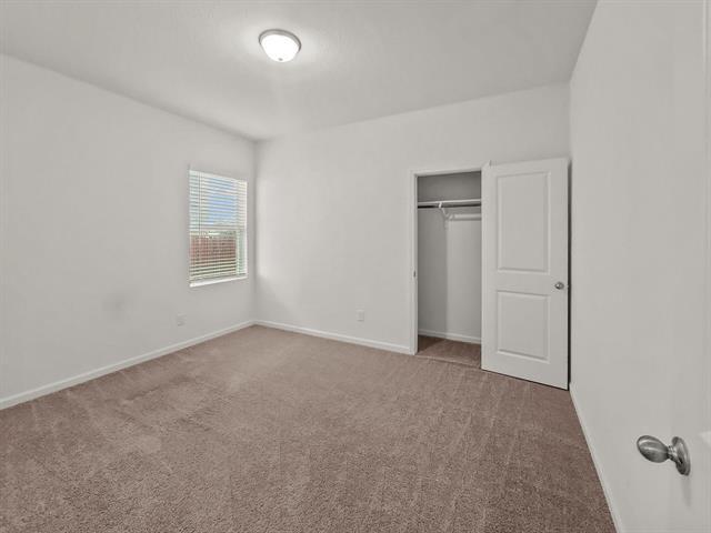 Building Photo - 1820 Wolf Run