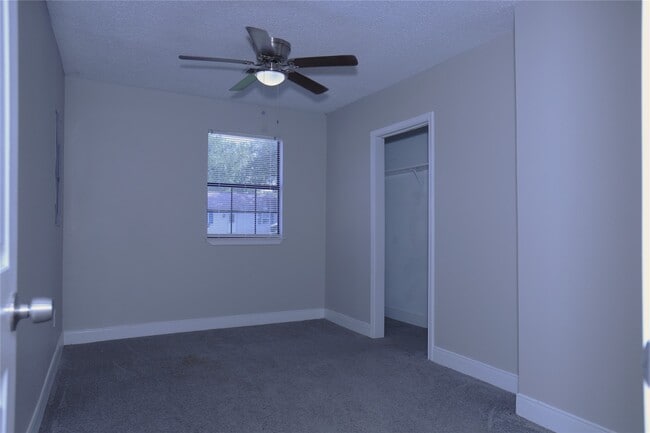 Building Photo - 1117 County Rd 515