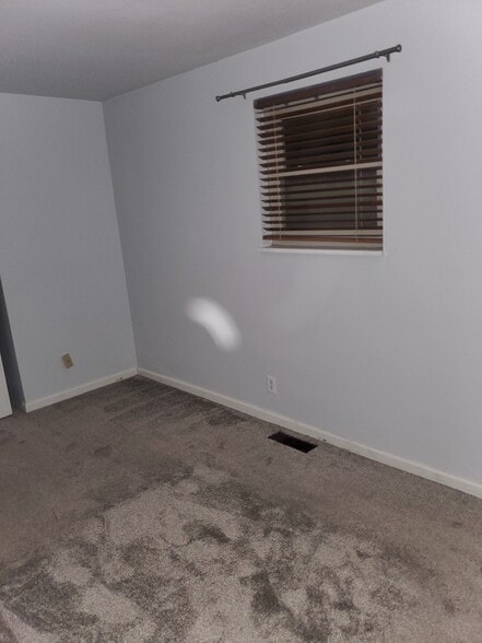 Building Photo - 2267 Candlewood Dr