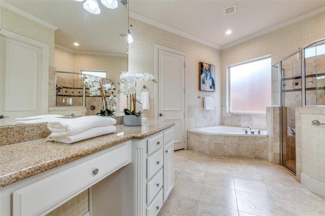 Building Photo - 13 Cochran Oaks Ln