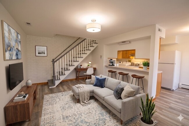 Building Photo - 1483 Cornell Ct