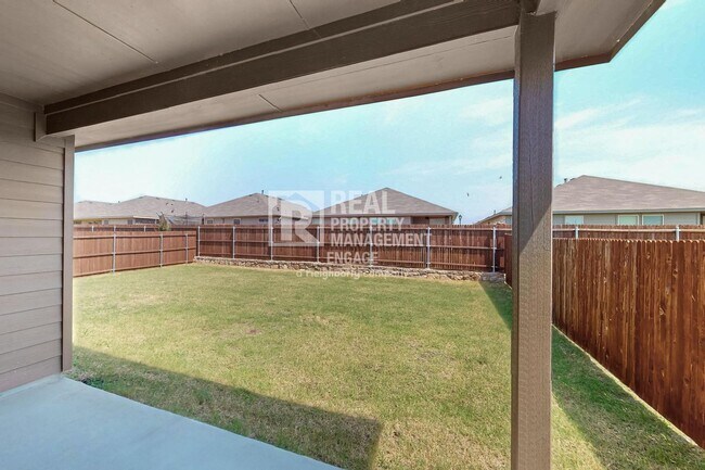 Building Photo - Gorgeous 3 Bedroom Home with Appliances Available for Rent in Haslet, TX!