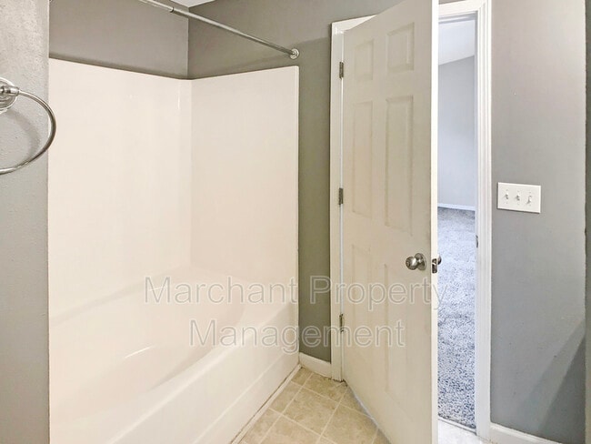 Building Photo - 705 Cassie Marie Ct