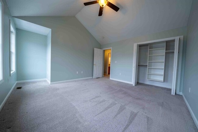 Building Photo - 59 Dicandra Dr