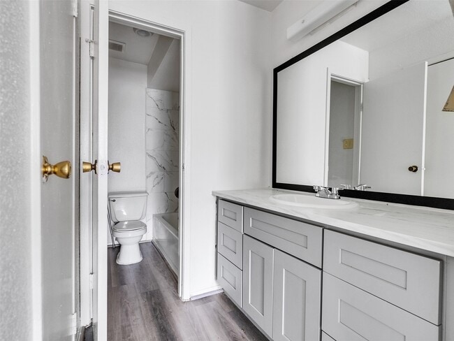 Building Photo - 12658 Ashford Meadow Dr