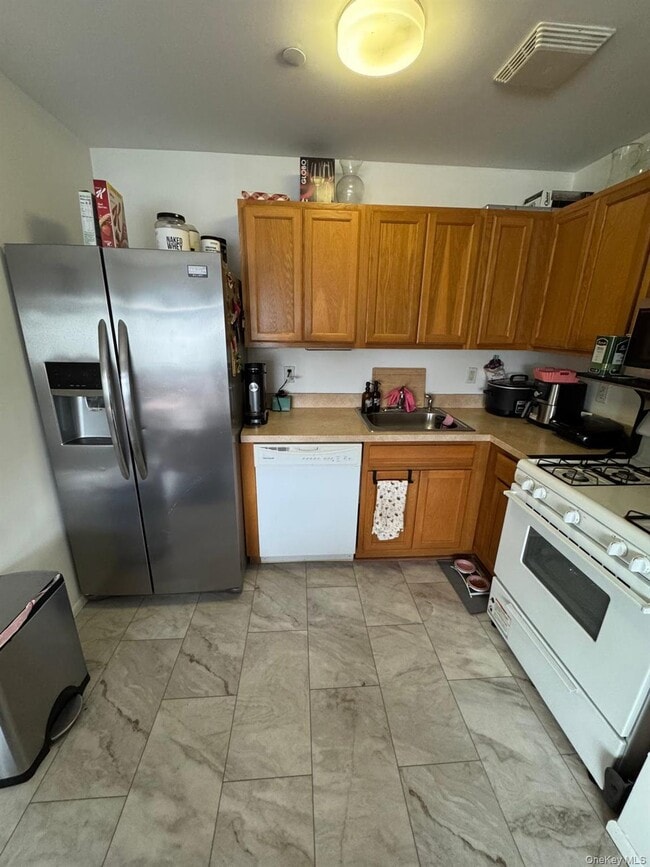 Building Photo - 103 Horizon Ct