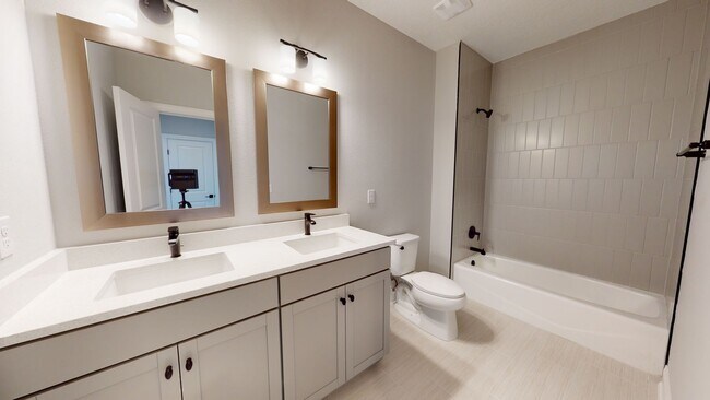 Building Photo - Exceptional Nearly New Toll Brothers Home in a Gated St. Augustine Community -4 Car Garage!
