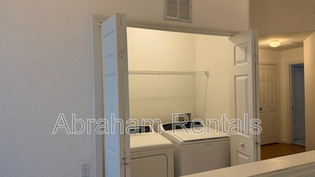 Building Photo - 5004 Hawkstone Dr