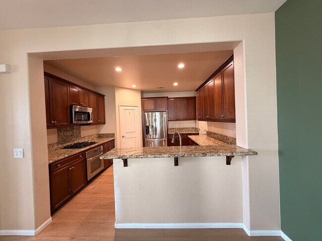 Building Photo - 1729 Cripple Creek Dr