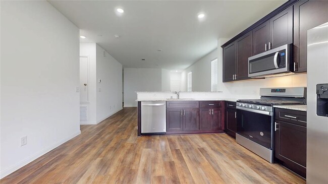 Building Photo - 23511 Autumn Harvester Dr