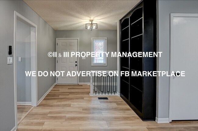 Building Photo - 1114 NE Richardson Pl