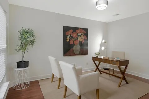 Building Photo - 8242 Lenox Creekside Dr