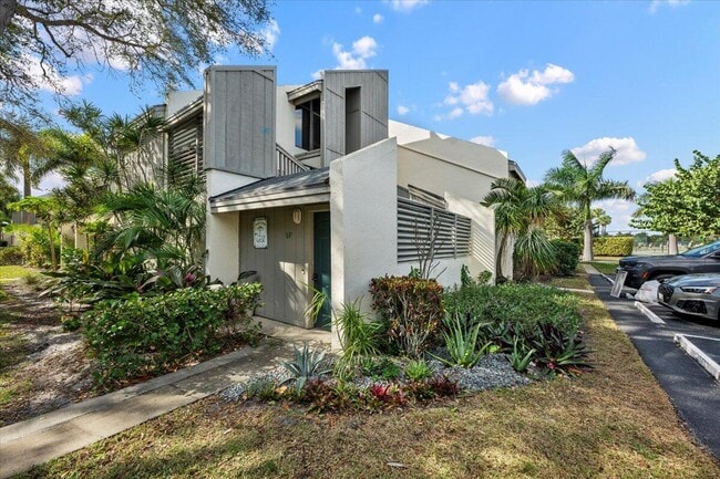 Building Photo - 1605 US-1