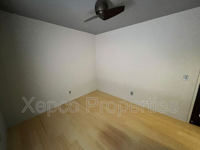 Building Photo - 2961 Sunflower Cir W