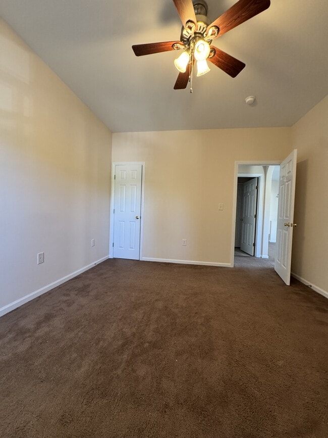 Building Photo - 1109 Turtle Creek Rd