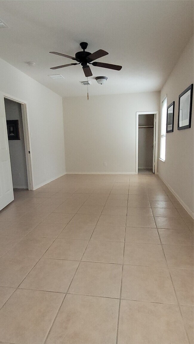 Building Photo - 17906 Castle Heath Ln