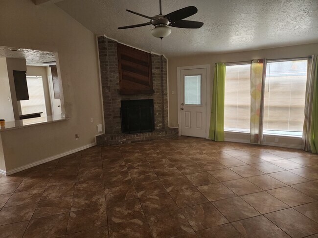 Building Photo - 715 Beechbend Dr