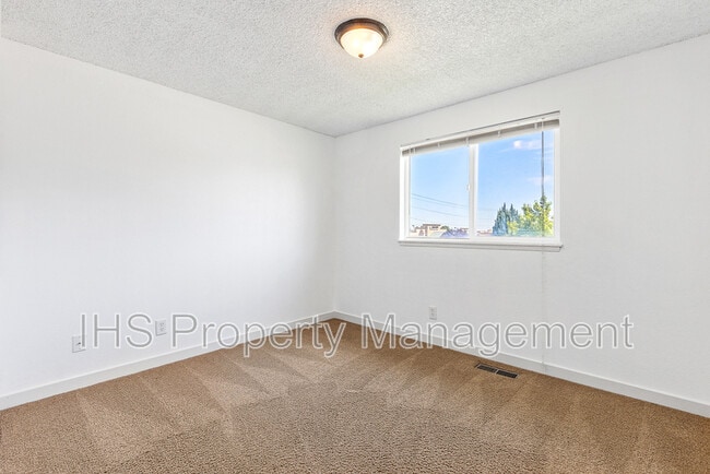 Building Photo - 1603 Eagle St