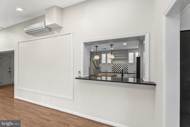 Building Photo - 9102 Volunteer Dr