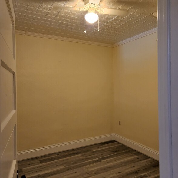 Building Photo - 325 State St