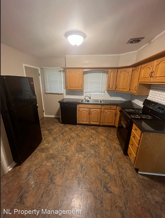 Building Photo - 3 br, 2 bath House - 4910 Curlew Lane