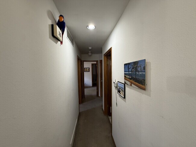 Building Photo - "Spacious 2-Bed, 2-Bath Retreat in Boulder – 1050 Sq Ft of open layout"