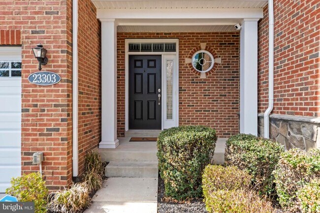 Building Photo - 23303 Mount Middleton Square