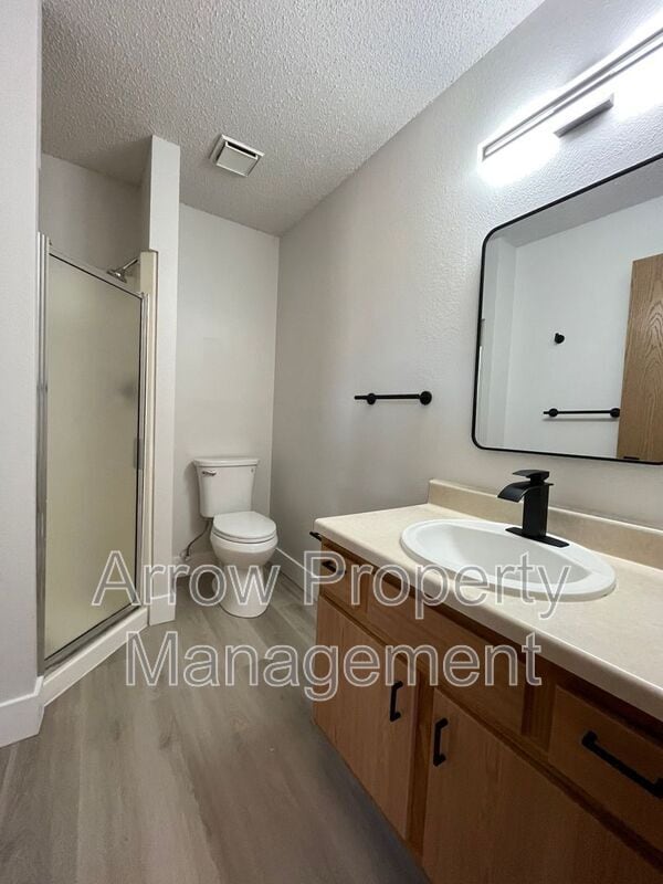 Building Photo - 2340 N 44th St