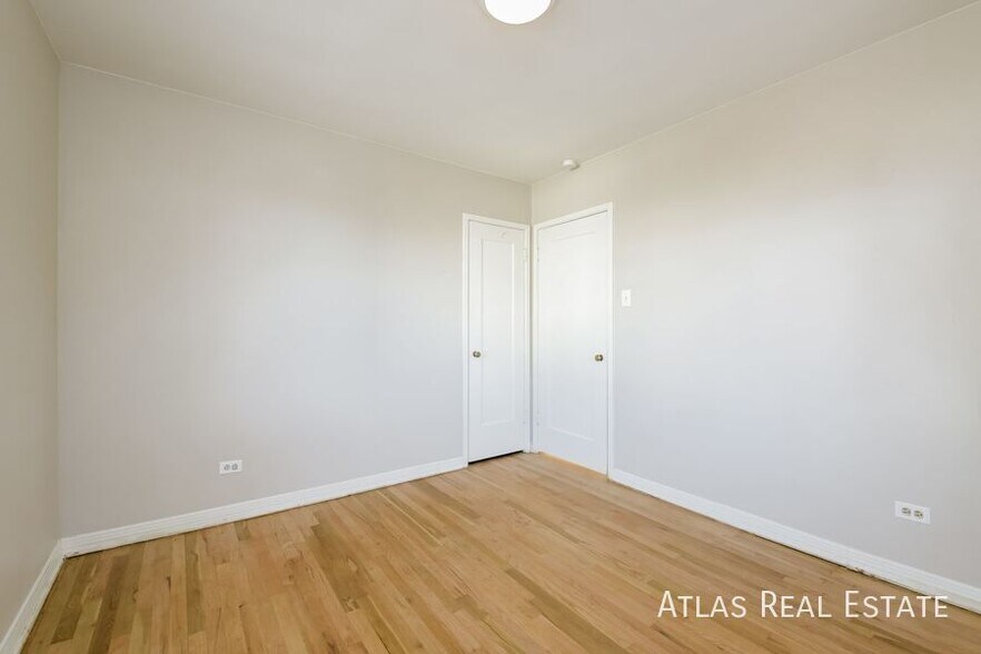 Building Photo - 7131 E 60th Way