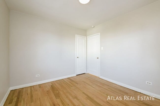 Building Photo - 7131 E 60th Way