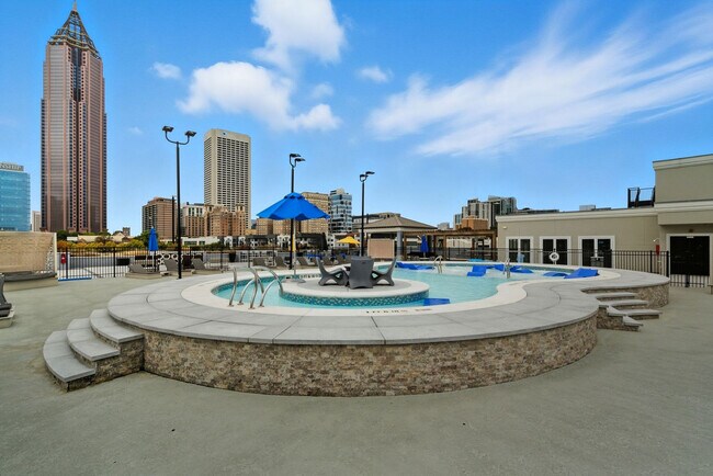 Building Photo - 590 James Maxwell Rd