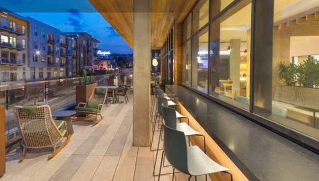 Building Photo - 2930 Umatilla St