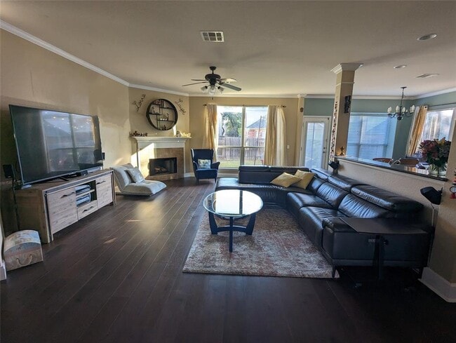 Building Photo - 2537 Charolais Ct