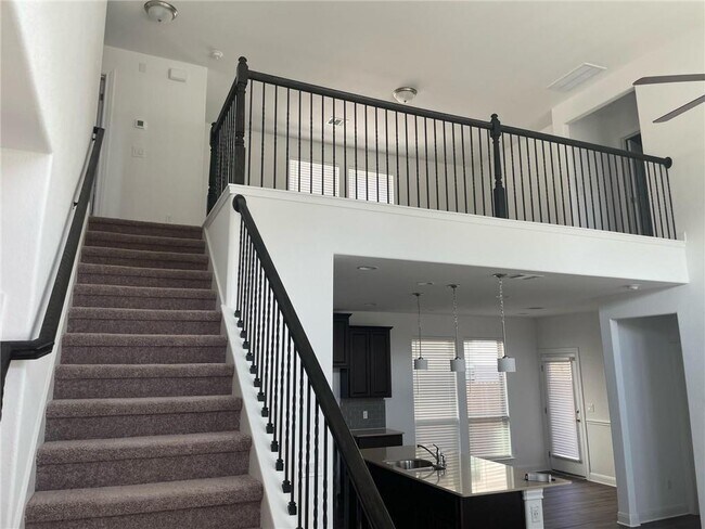 Building Photo - 300 Staunton Dr