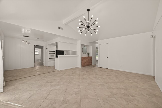 Building Photo - 5523 Kuldell Dr